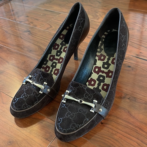Authentic Gucci Brown GG Suede with Gold Hardware Mid High Heel Shoes - Picture 1 of 16